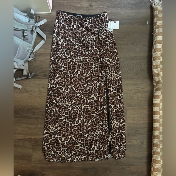 Von Maur - Orginality Dresses & Skirts - Elegant Leopard Print Maxi Skirt